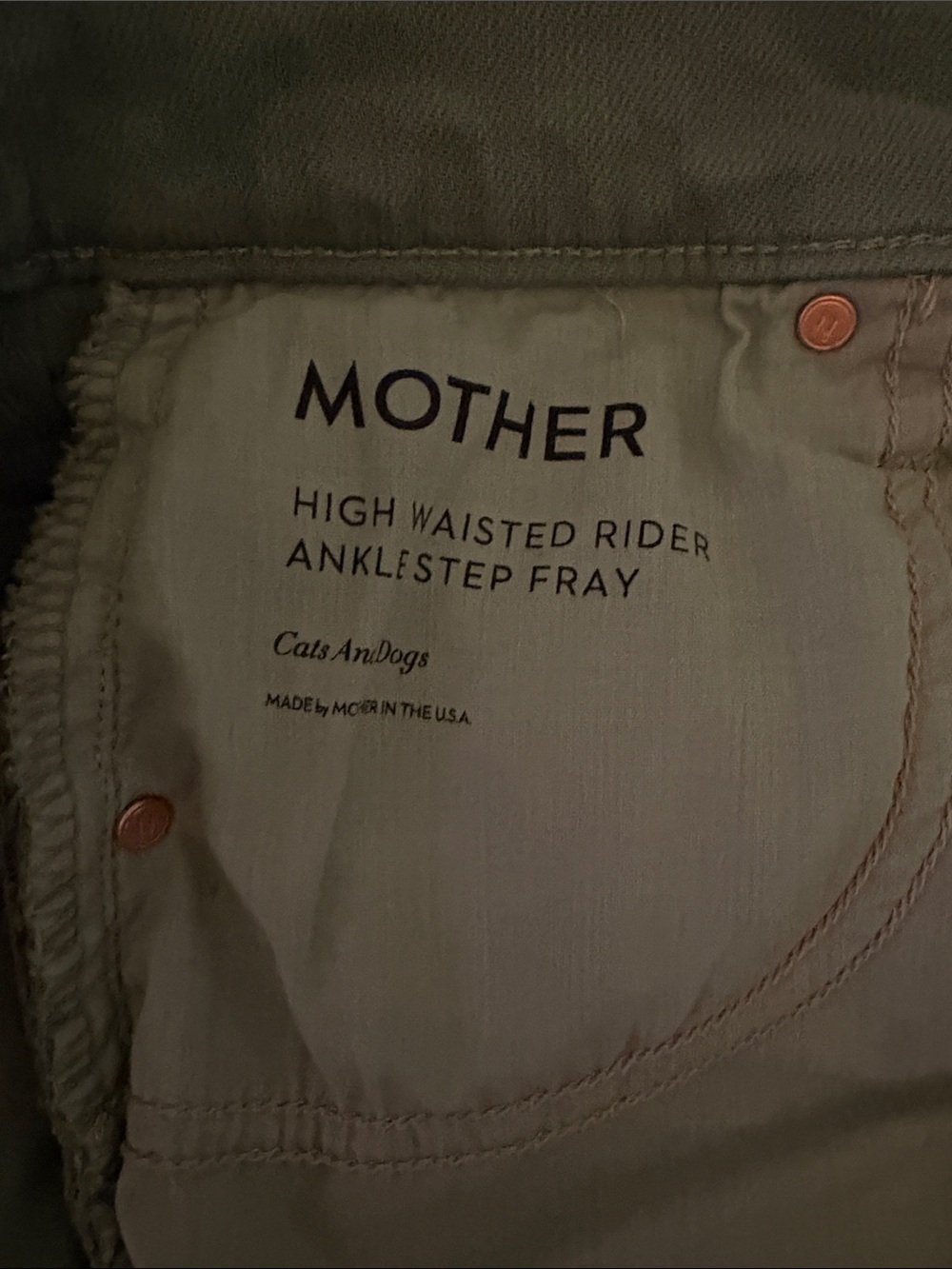 MOTHER High Waisted Rider Ankle Step Fray in a Beautiful Green Colour - Picture 11 of 11